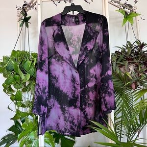 Long blouse, cute with leggings or black skirt